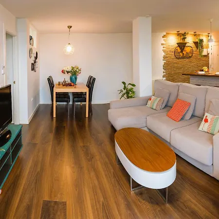 Santa Paula Loft Apartment *